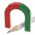 Potcoavă ferită 42 x 38 x 7 mm roșu / verde pentru experimente