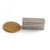 Magnet neodim bloc 30 x 10 x 1 mm - N45 cu magnetizare 2