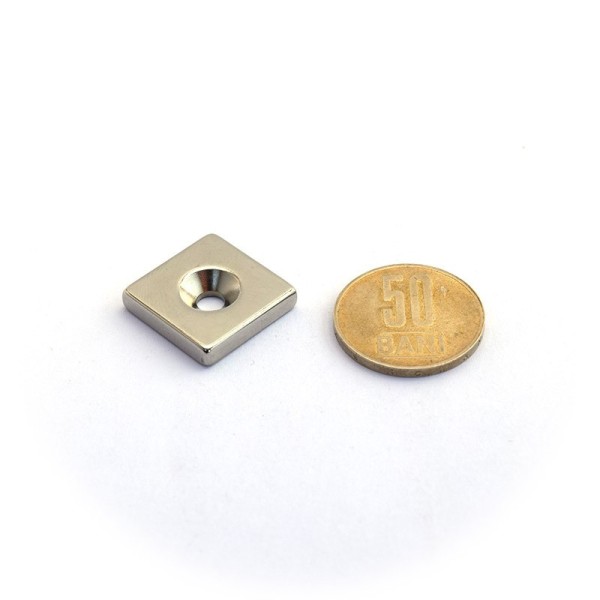 Magnet neodim bloc 20 x 20 x 4 mm cu gaura ingropata D4,5 D9,6 - N35 moneda