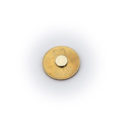 Magnet neodim disc 8 x 1,5 cu moneda