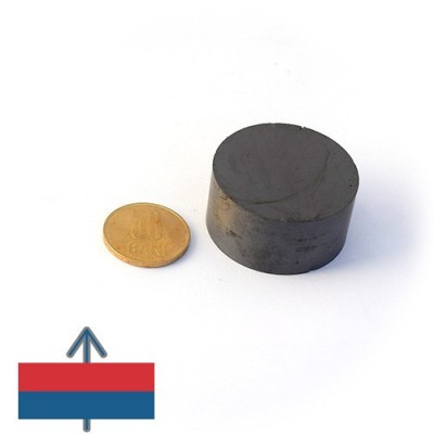 Magnet ferita disc 30 x 15 mm cu magnetizare