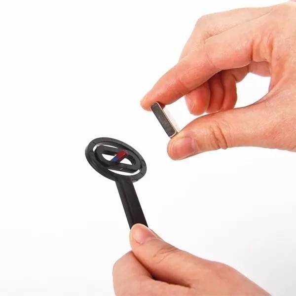 Identificator de poli magnetici - funcționare