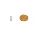 Magnet neodim bloc 13 x 6 x 4 mm cu moneda de 50 bani