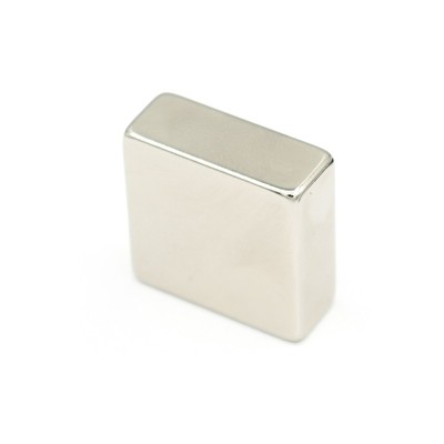 Magnet neodim bloc 25 x 25 x 10 mm vertical