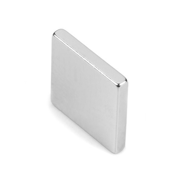 Magnet neodim bloc 20 x 20 x 03 mm 2